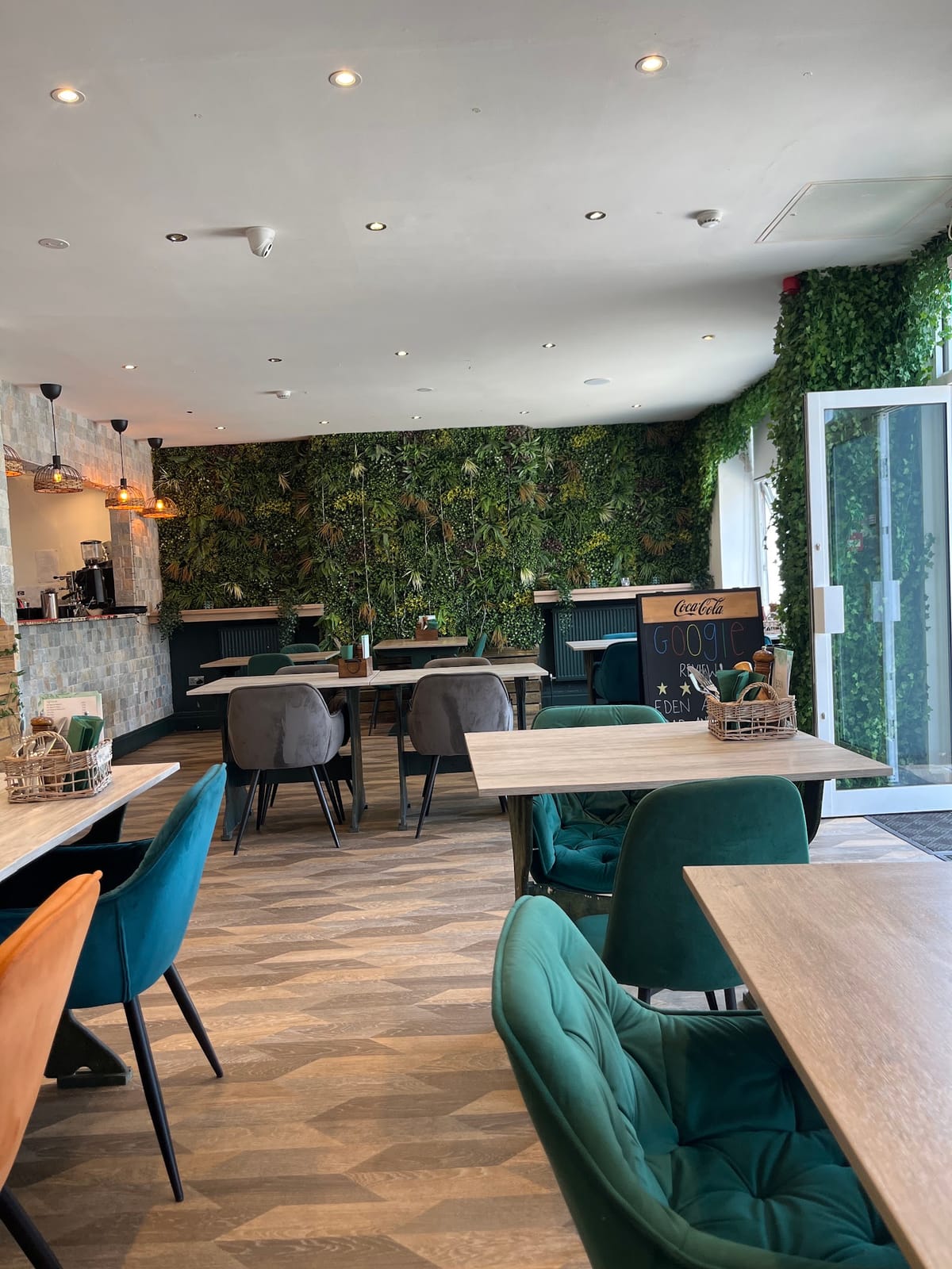 Eden Cafe & Bistro