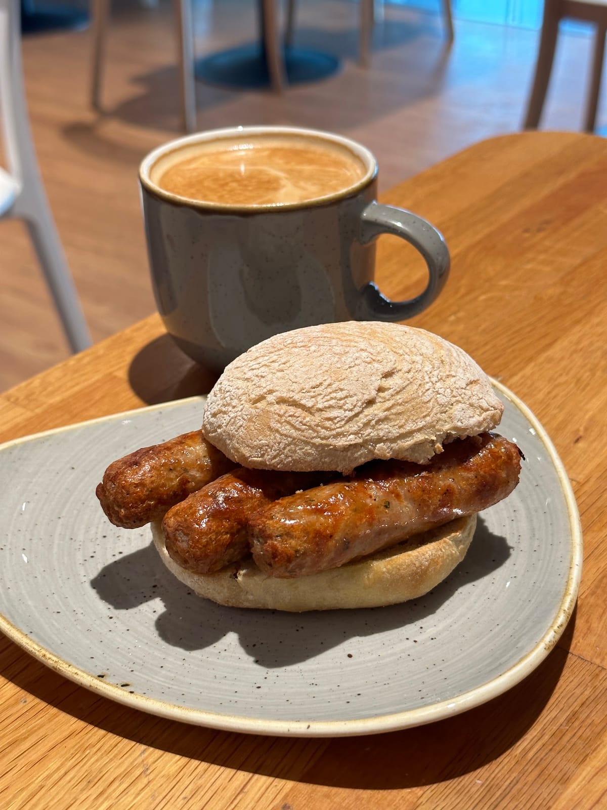 M&S Café