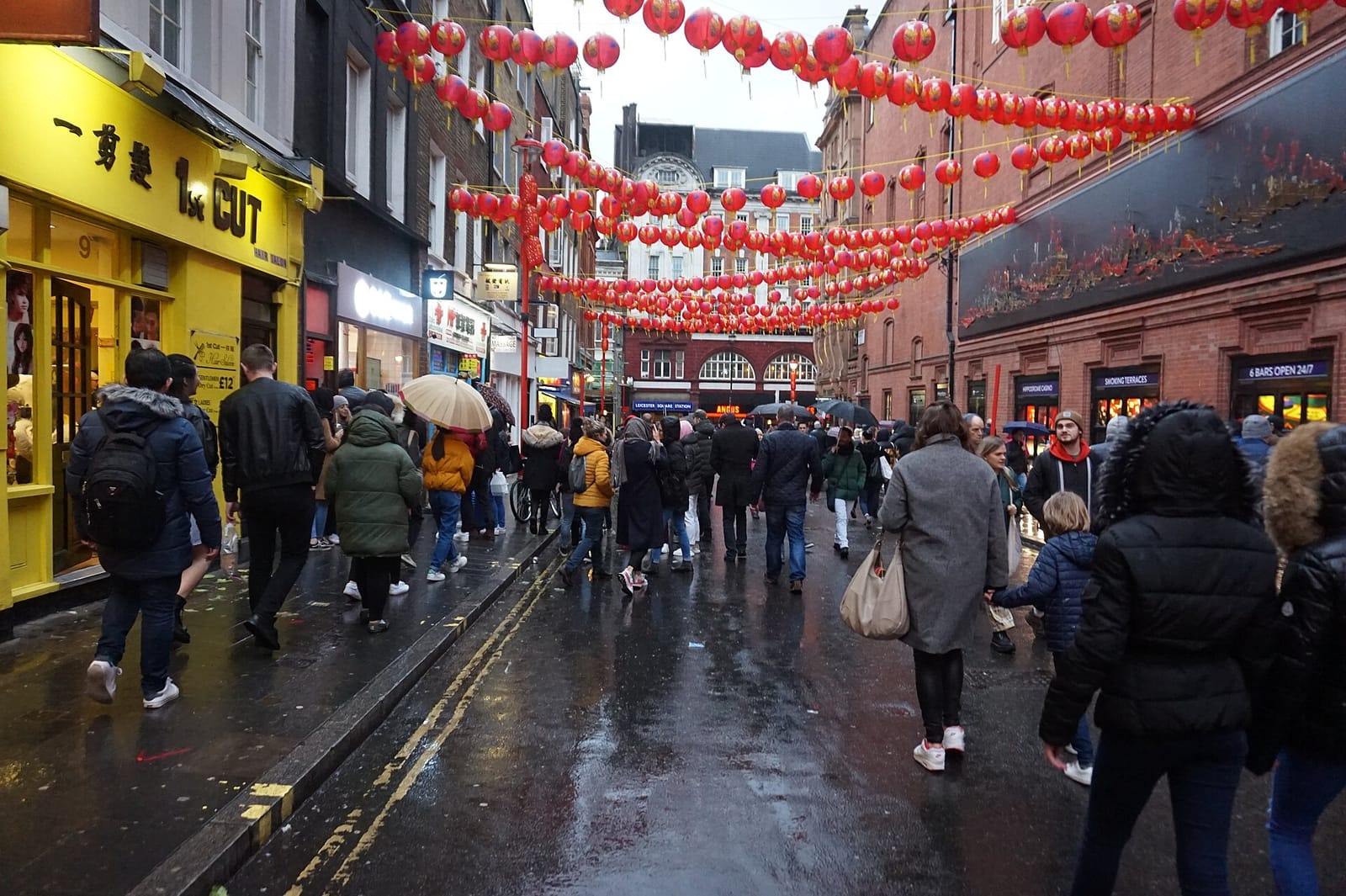 Chinese Street Food Bar photo 2