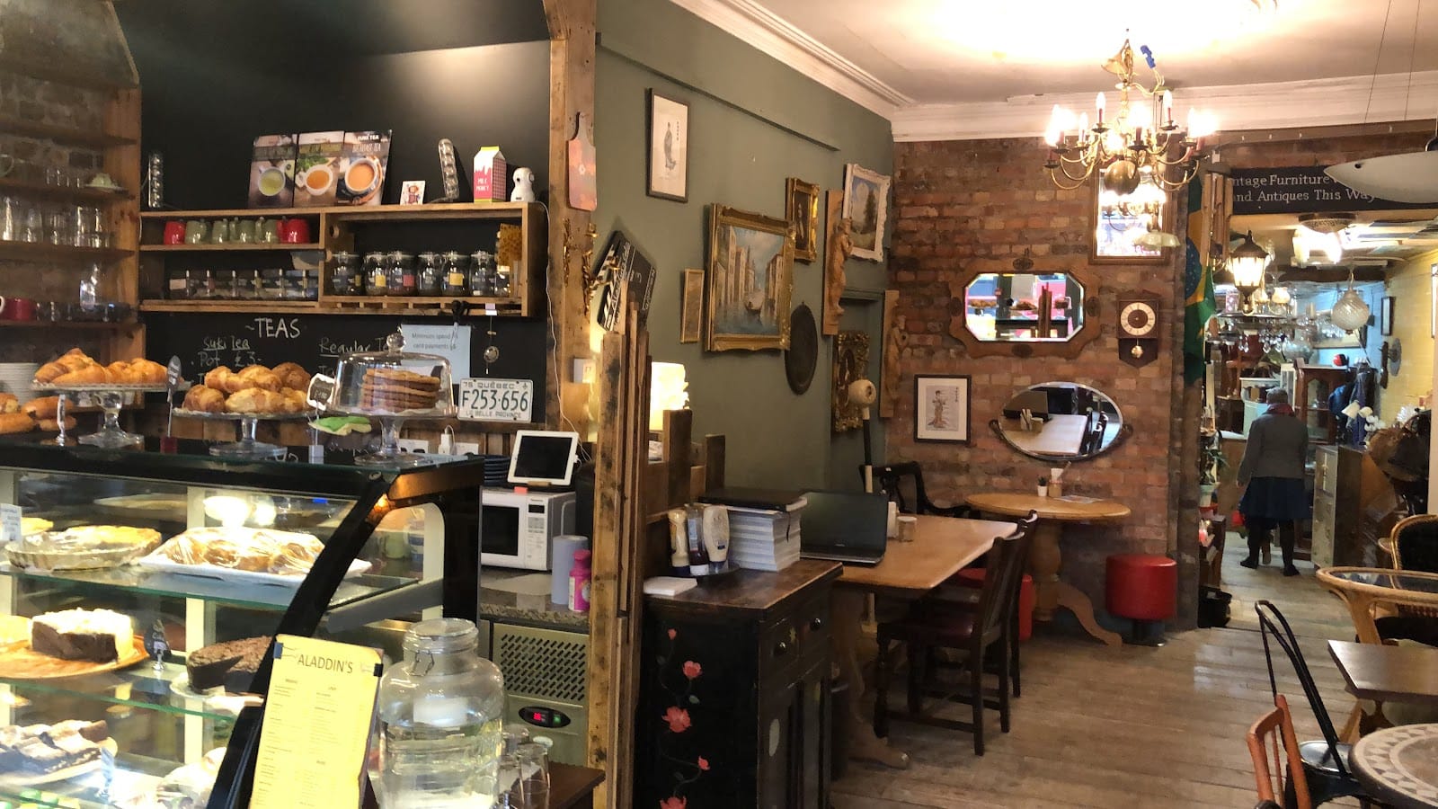 Aladdin's Vintage Furniture & Cafe