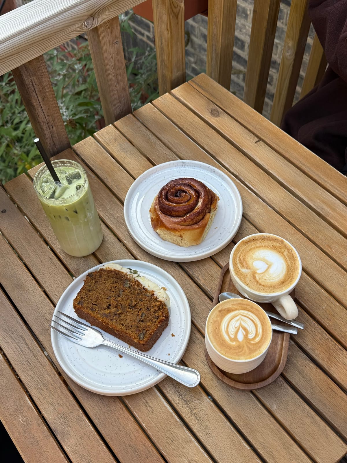 SAPHI - Coffee & Croissant