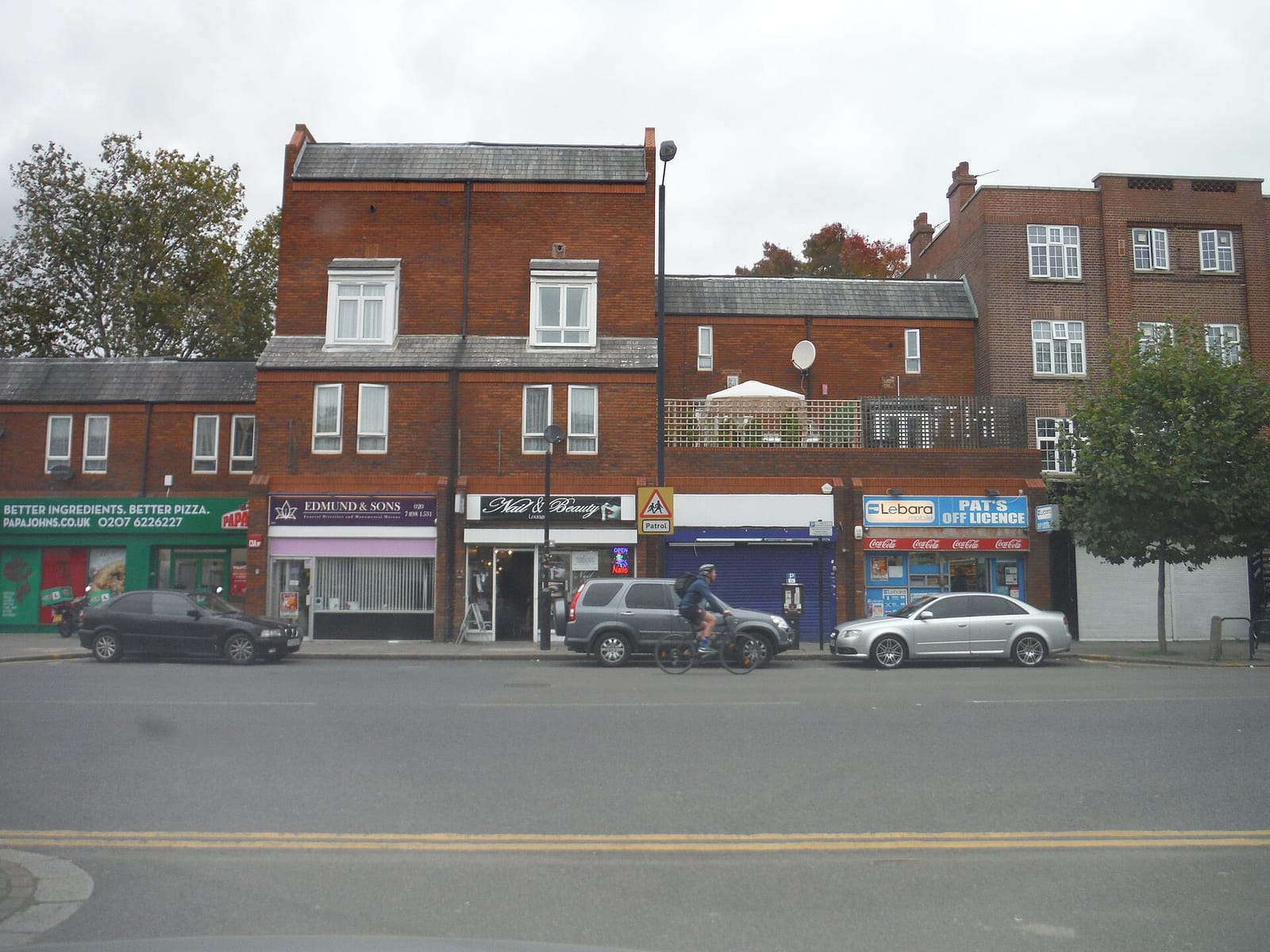 Dania's Cafe & Bistro photo 2