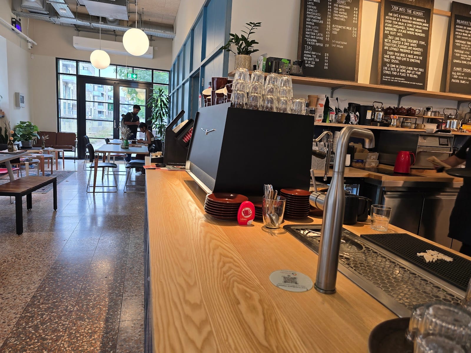 Almari Coffee