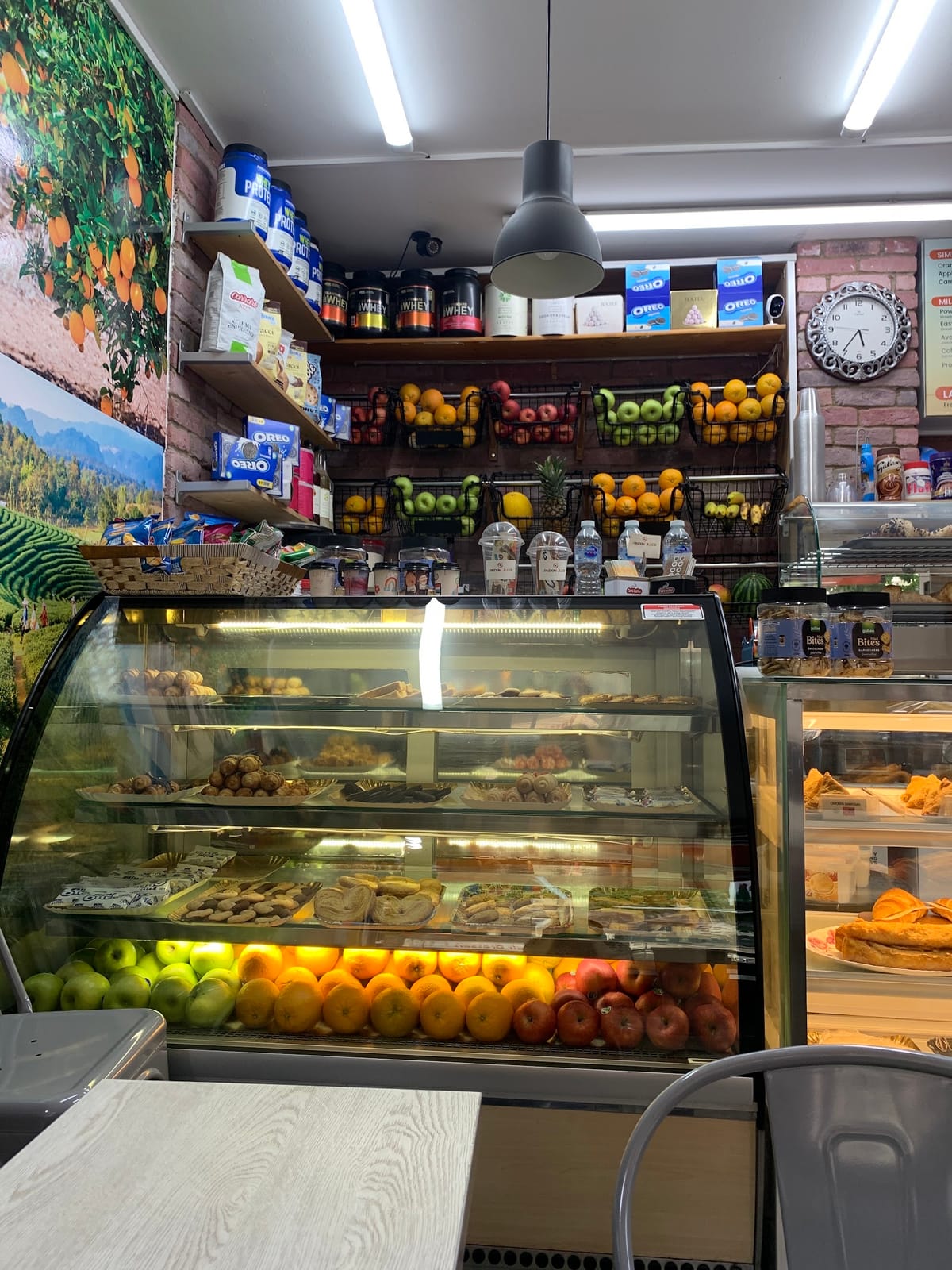 London Coffee & Juice Bar