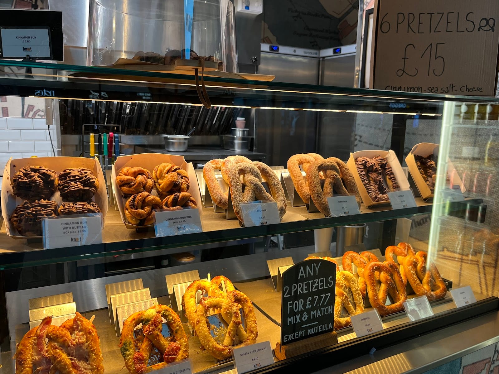 Knot Pretzels & Coffee - Canary Wharf