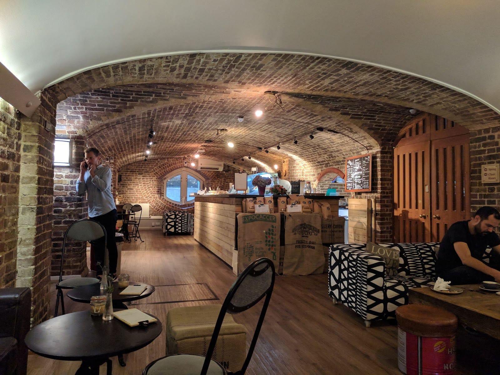 Bloom Cafe