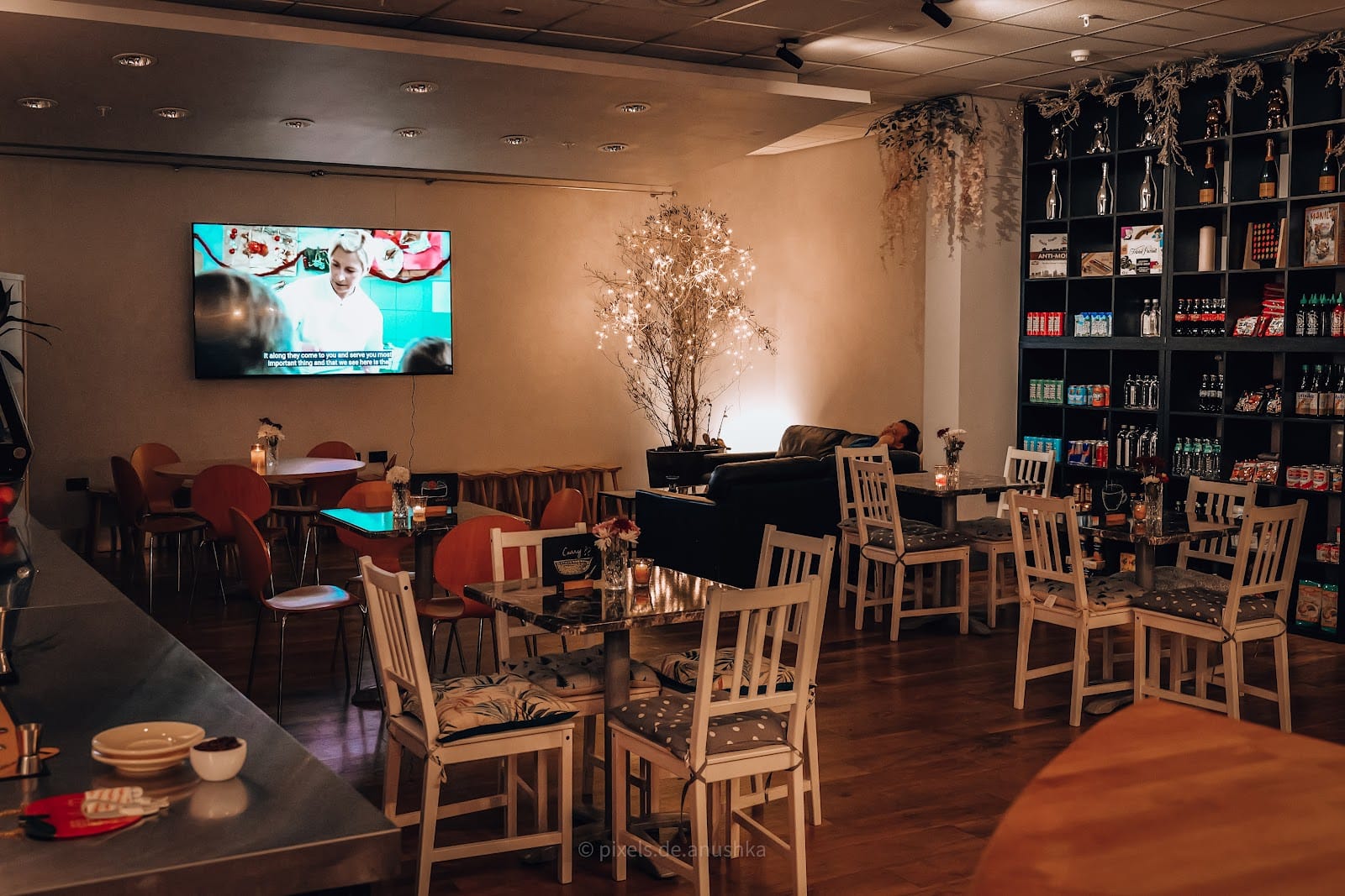 Meridian Café & Bar