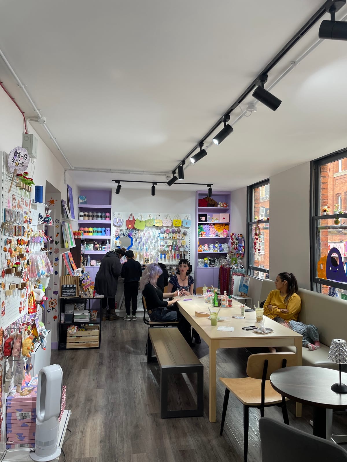 Oopstay Art Cafe