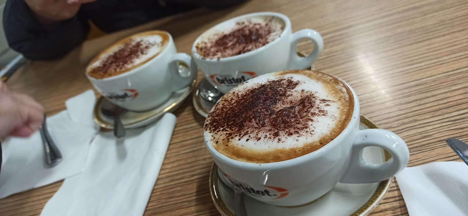 Olivers Bistro Cafe