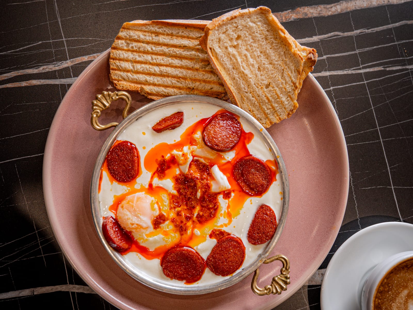 Brew Breakfast Cafe - Restaurant photo 3