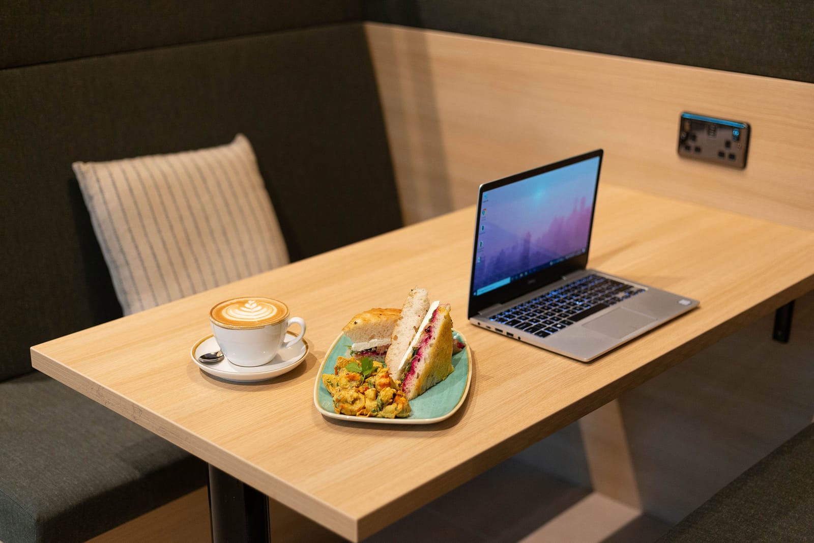 blend (East West Coffee Shop) photo 4
