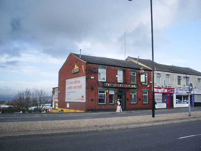 M.T.Bellys Cafe photo 2