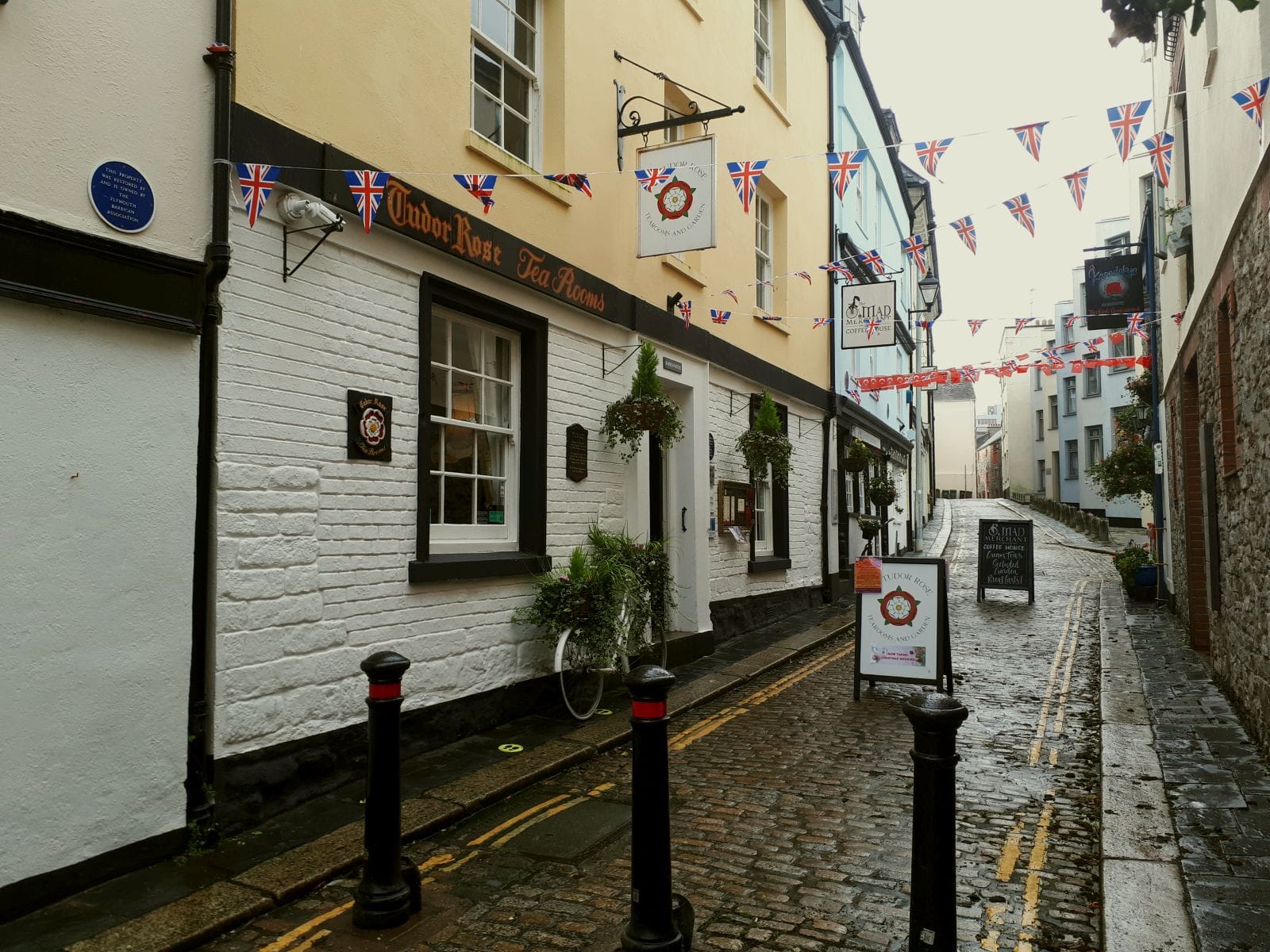 The Mad Merchants Coffee House photo 2