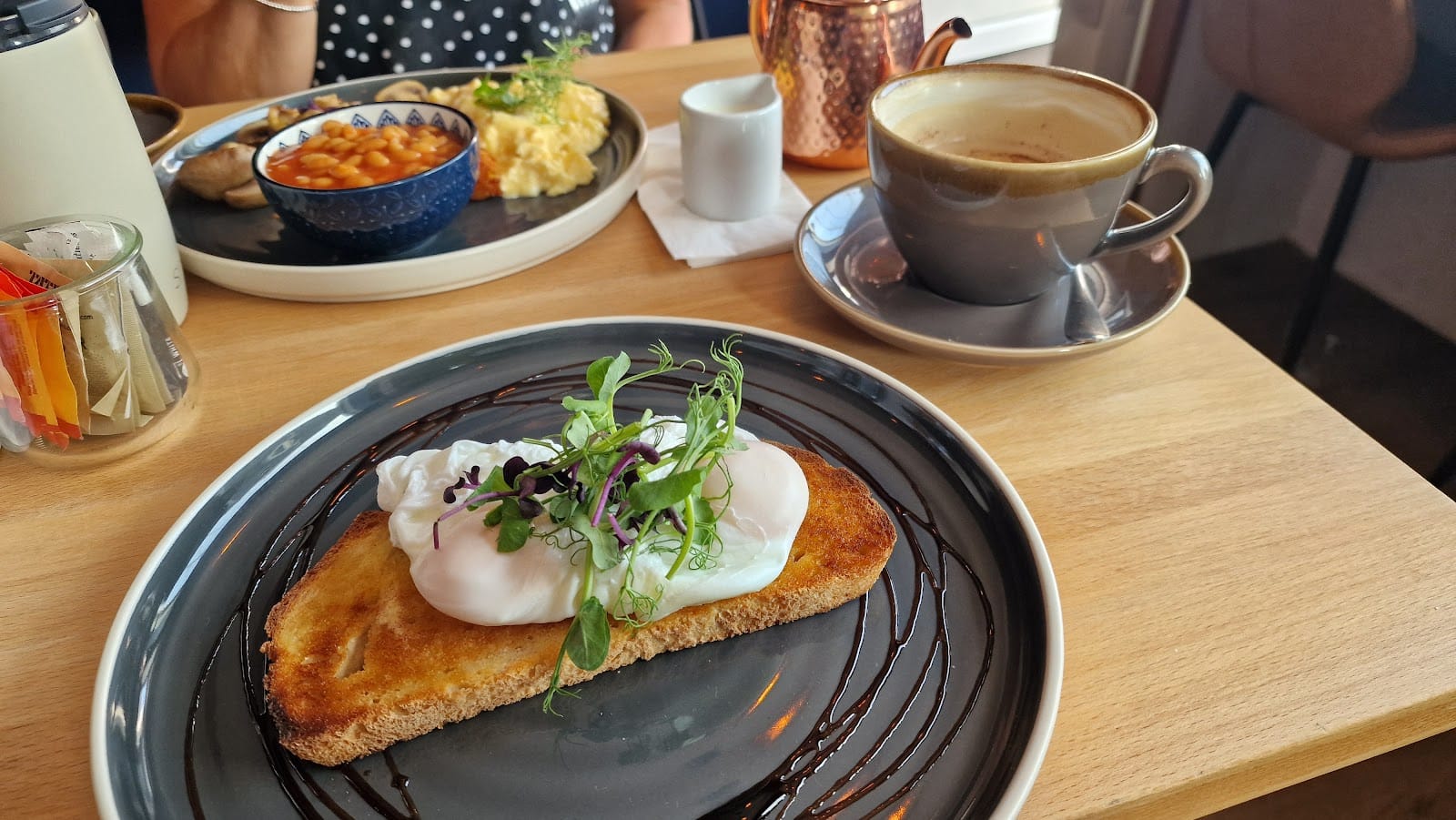 Ivy's coffee by the quay