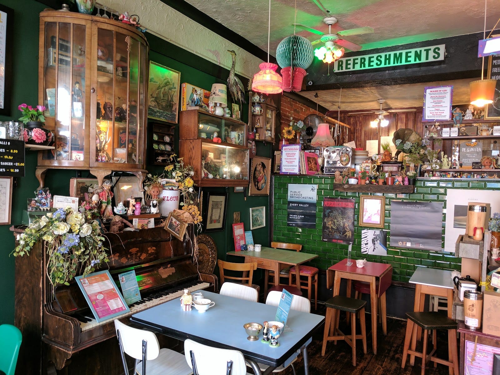 Southsea's Pie and Vinyl