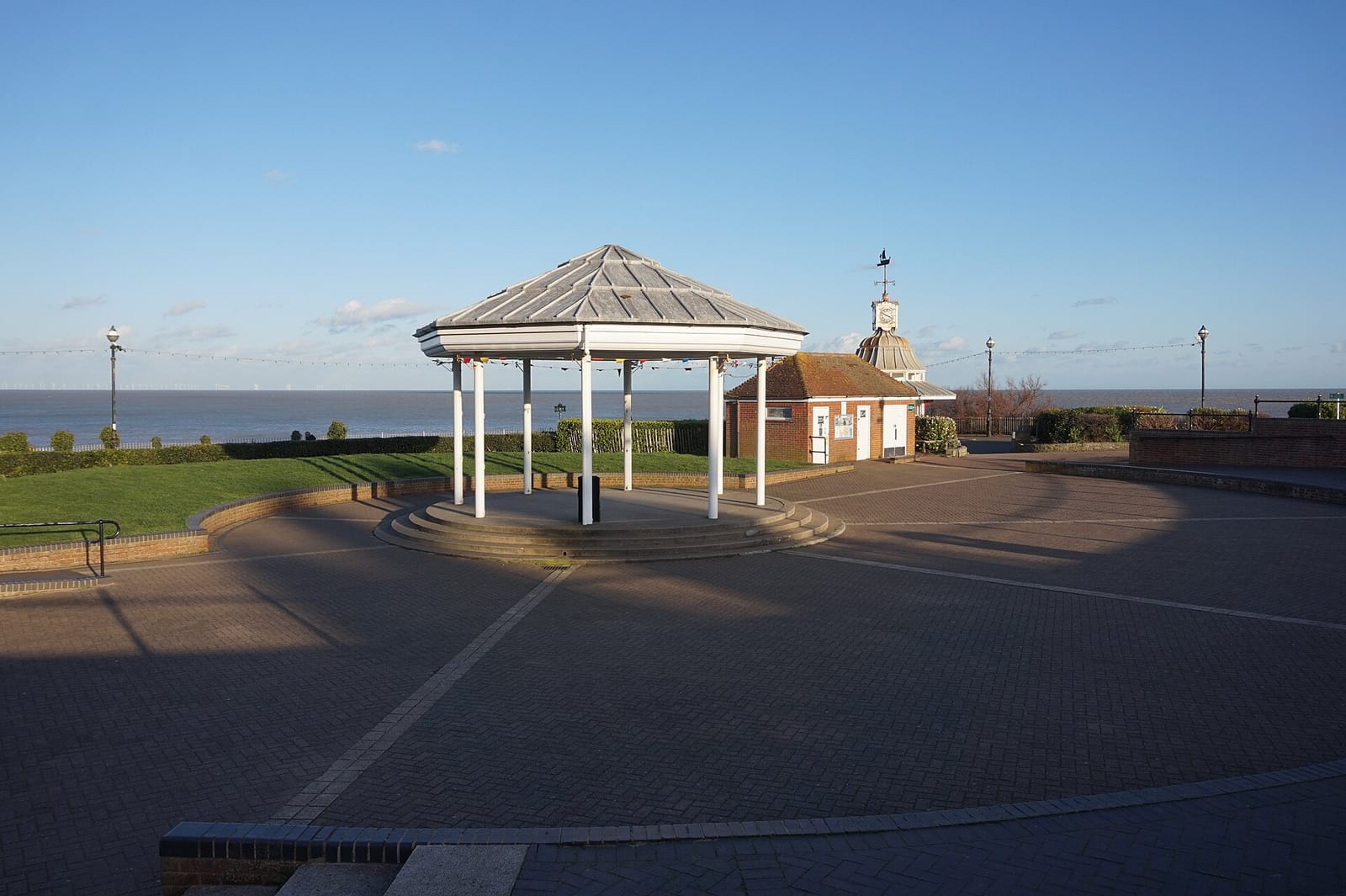 Bandstand Cafe photo 2