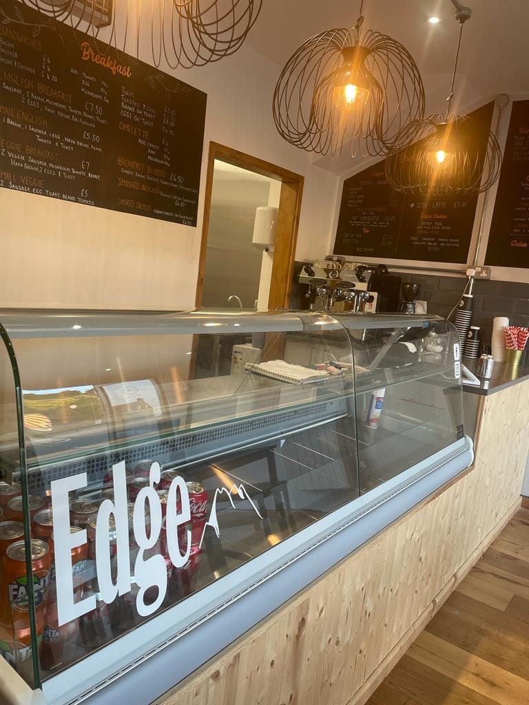 Edge cafe