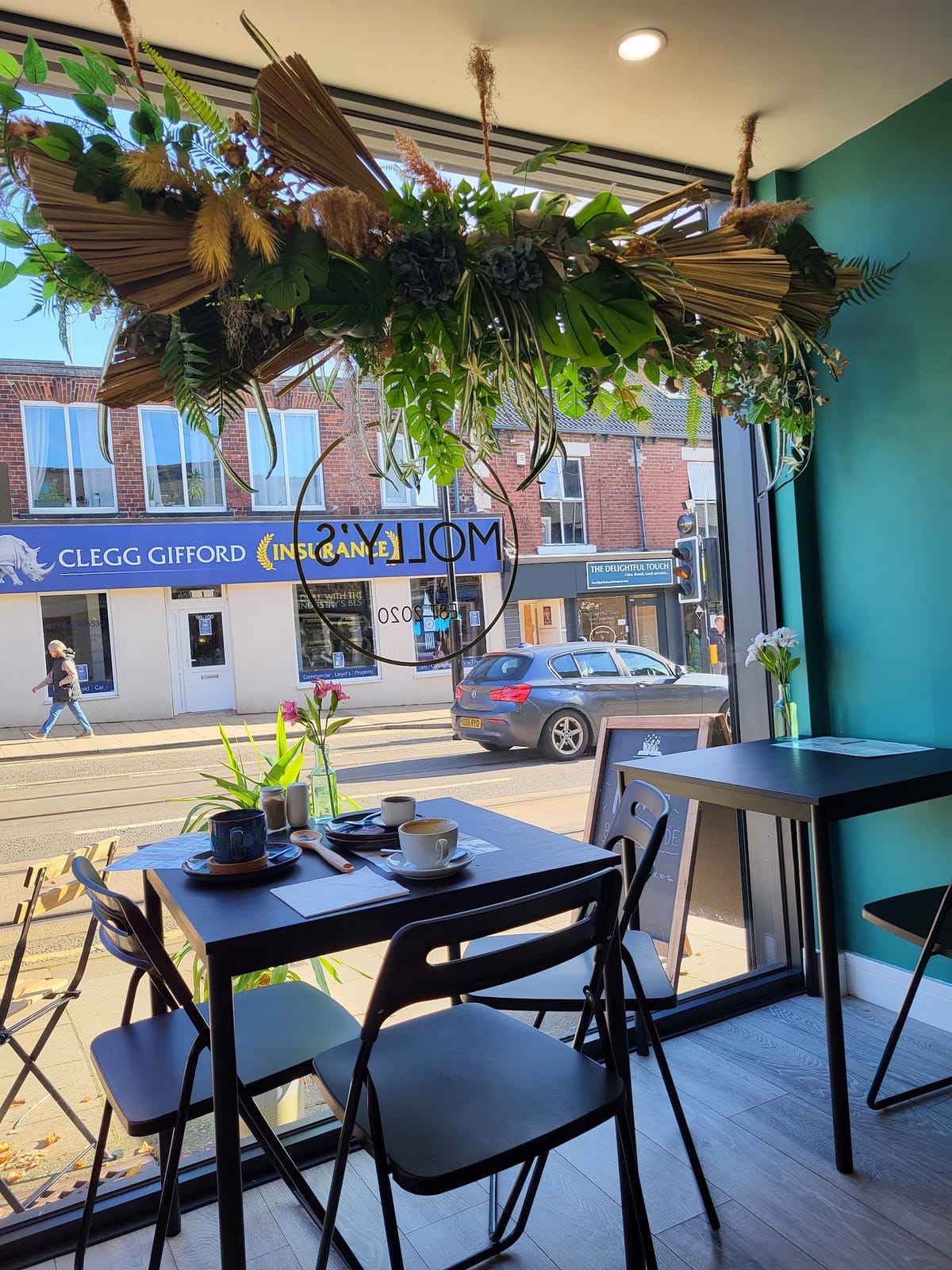 Mollys Cafe & Deli