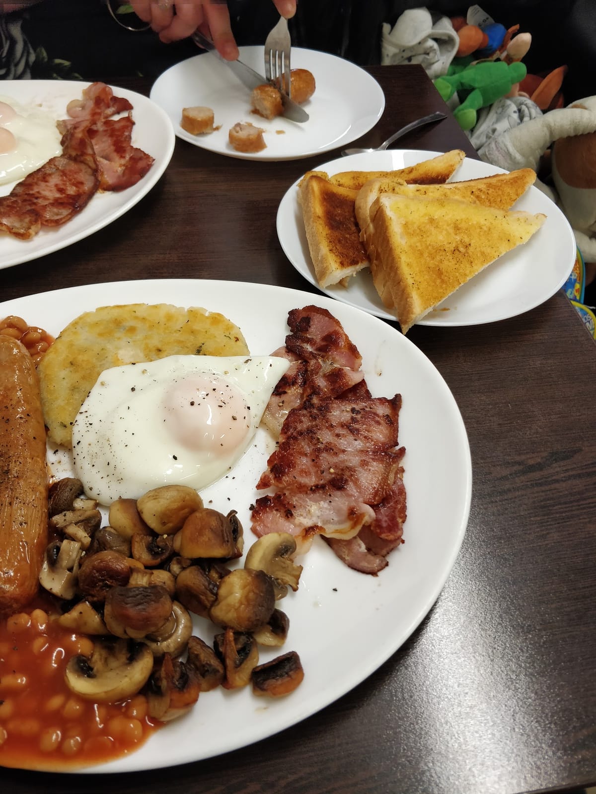 Clarence Restaurant & Cafe
