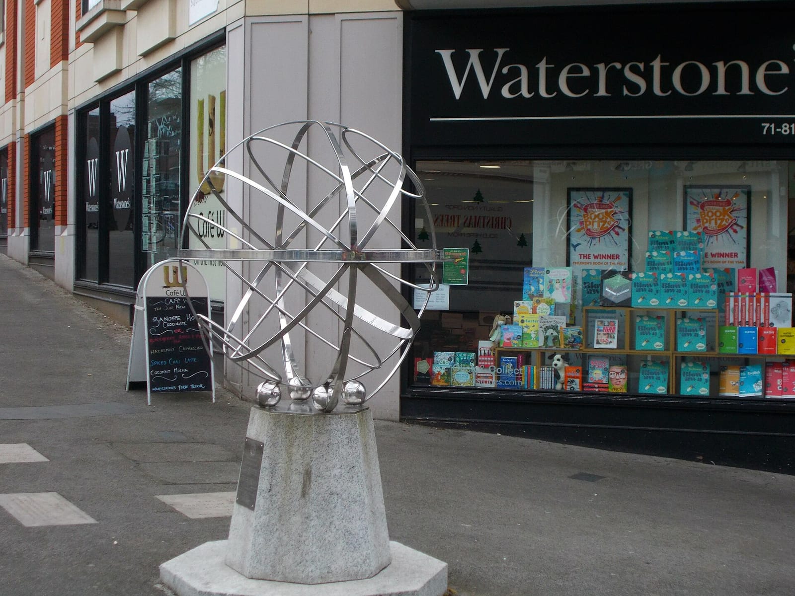 Waterstones photo 5