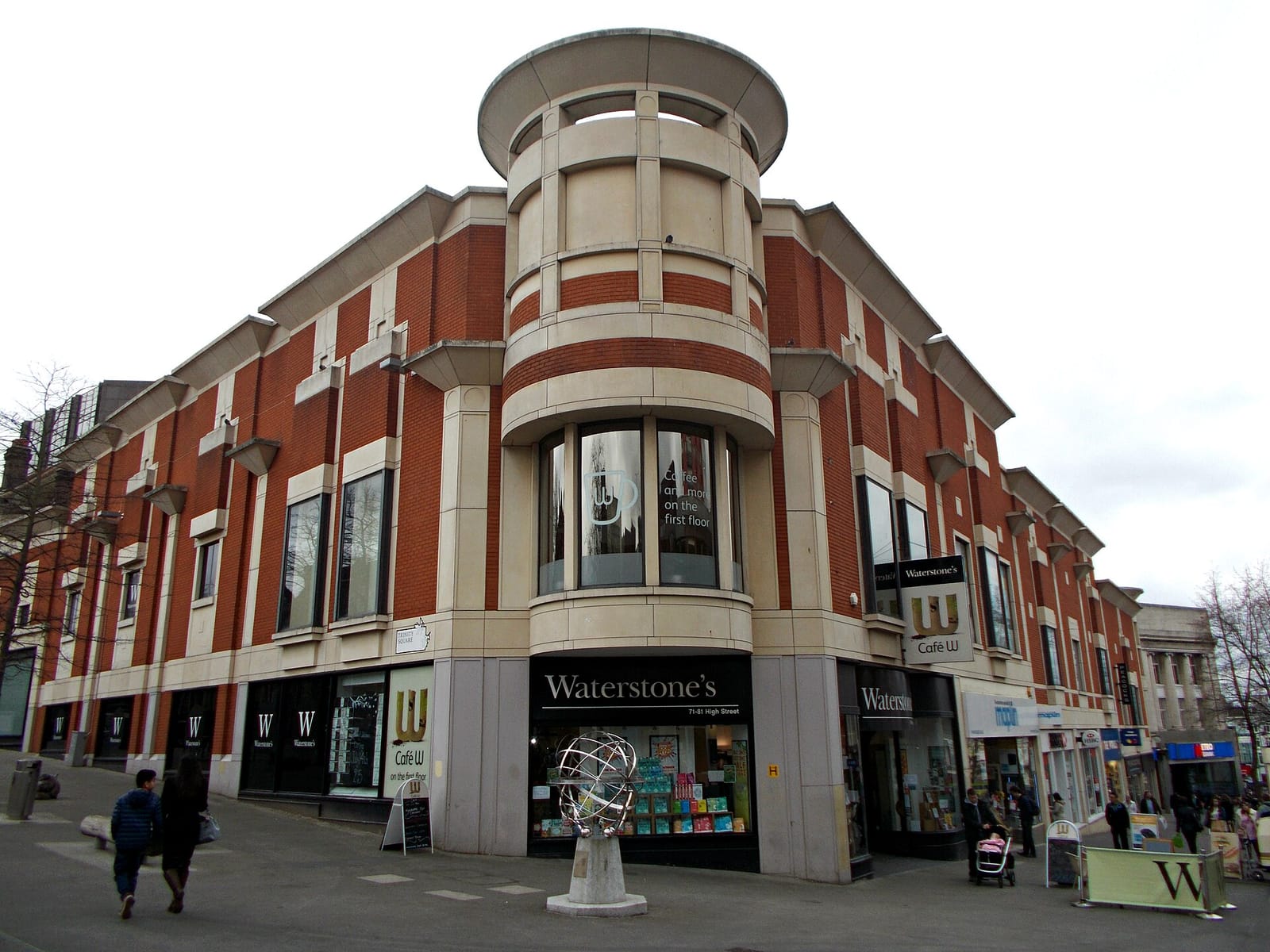Waterstones photo 4