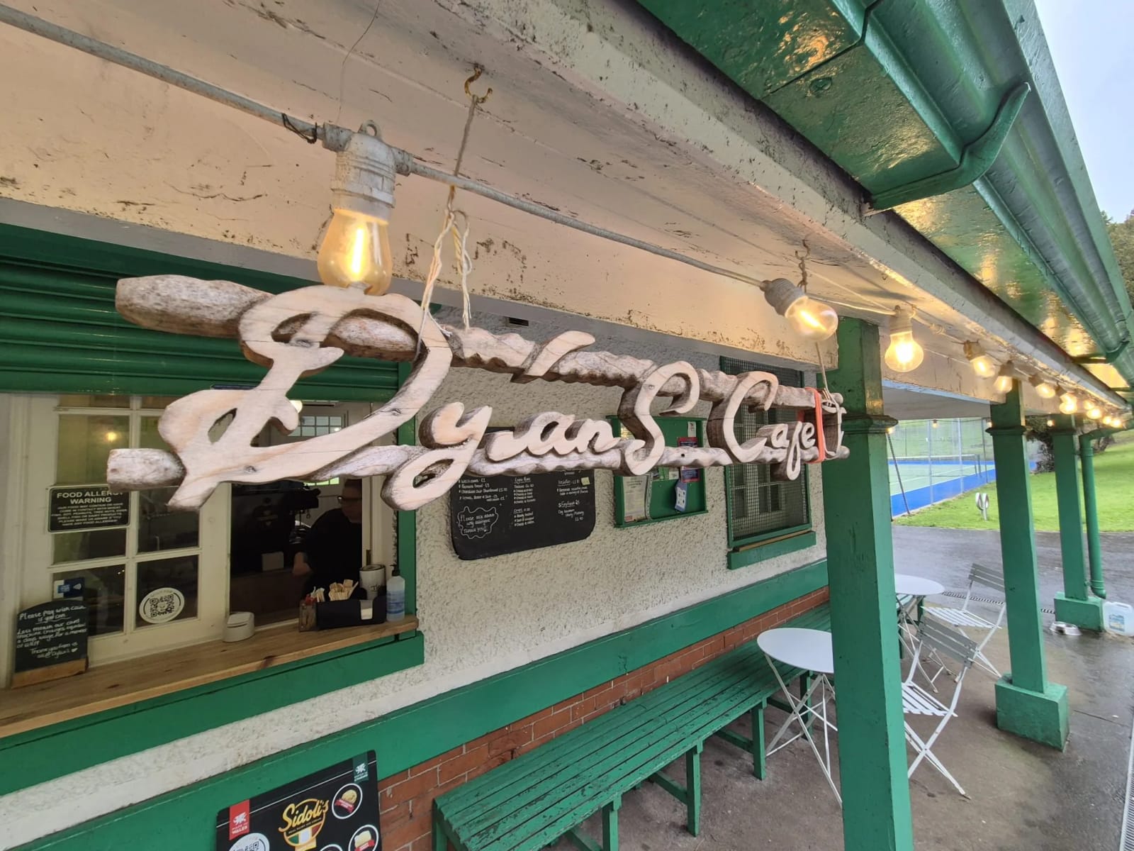 Dylan's Coffee Shop photo 3