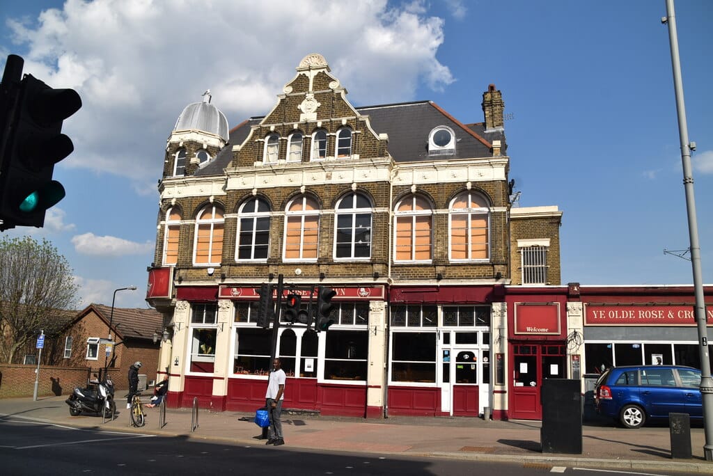 Querky cafe Hoe street photo 4