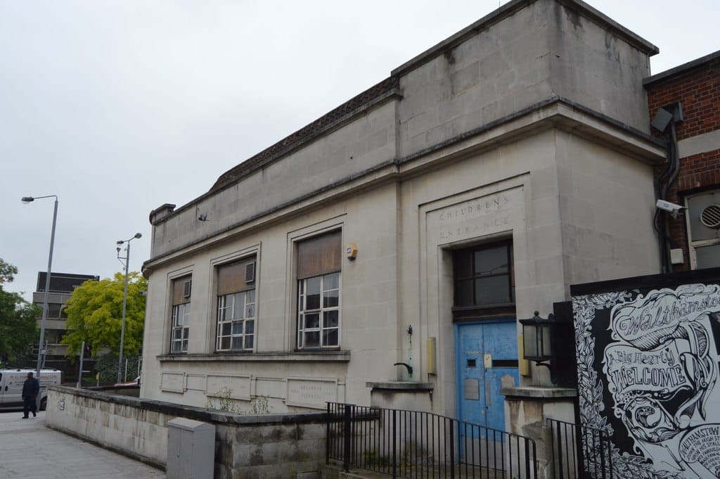 Corner Coffee forest road E17 photo 3