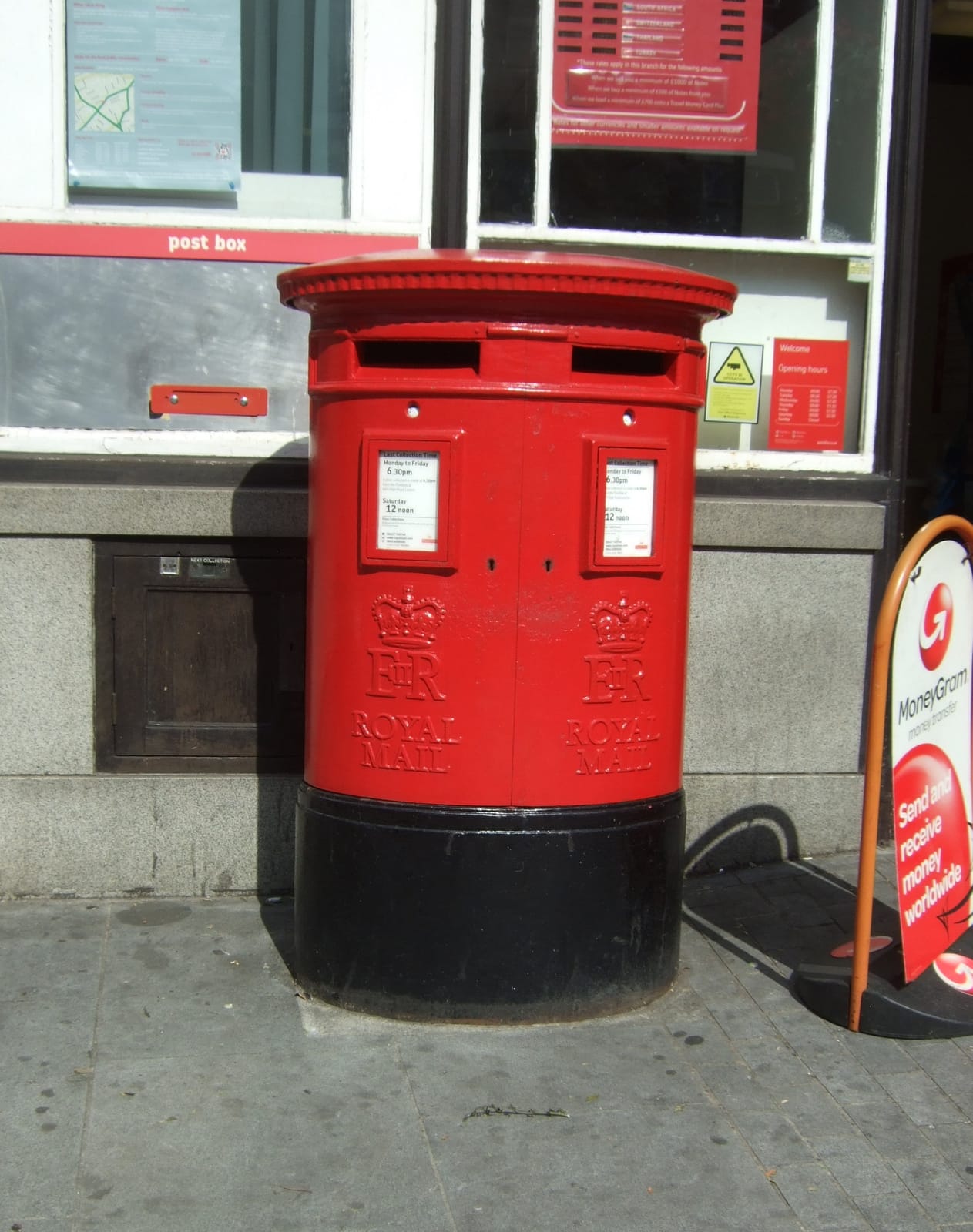 Bromley's Cafe / Deli photo 3