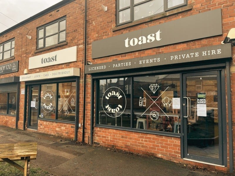 Toast Latchford photo 2