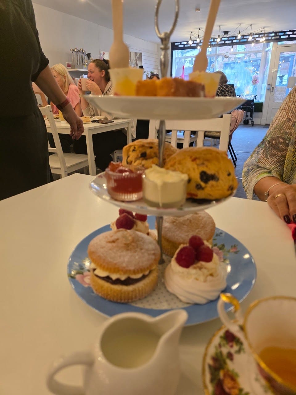 Izzy's tea room