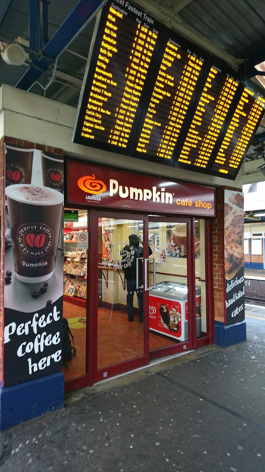 Cafe Local, Woking Station