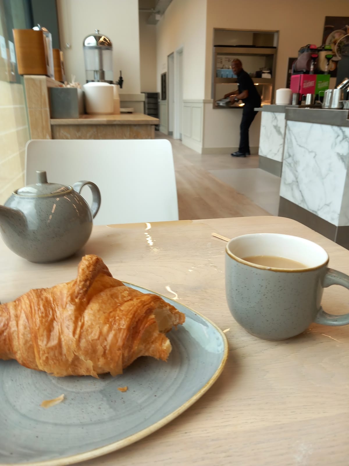 M&S Cafe