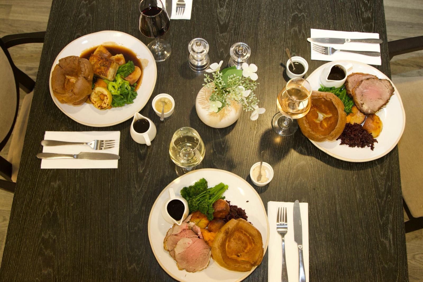 THE COSY CORNER BISTRO
