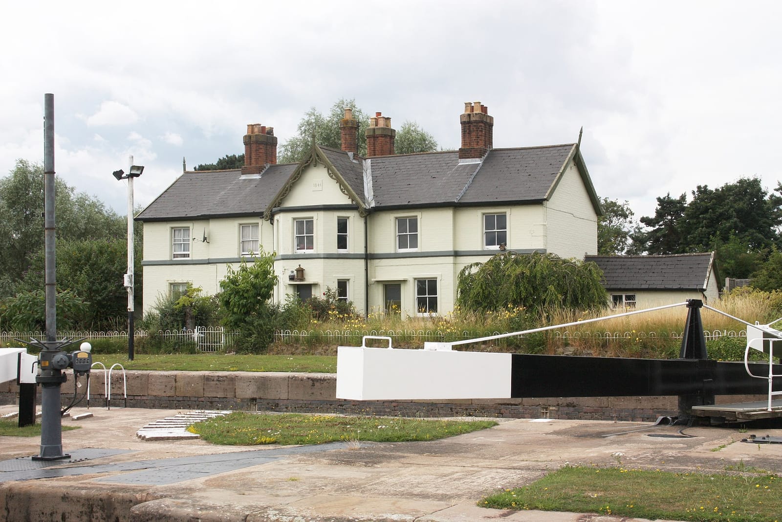 Diglis Island Cafe photo 3