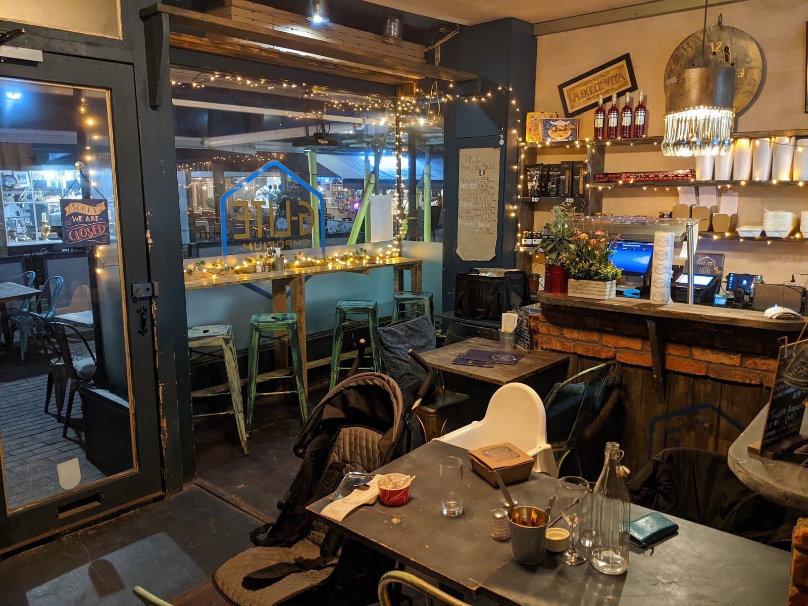 G-Lite Casual Italian kitchen, Pizza, Gelato, Coffee & Bar