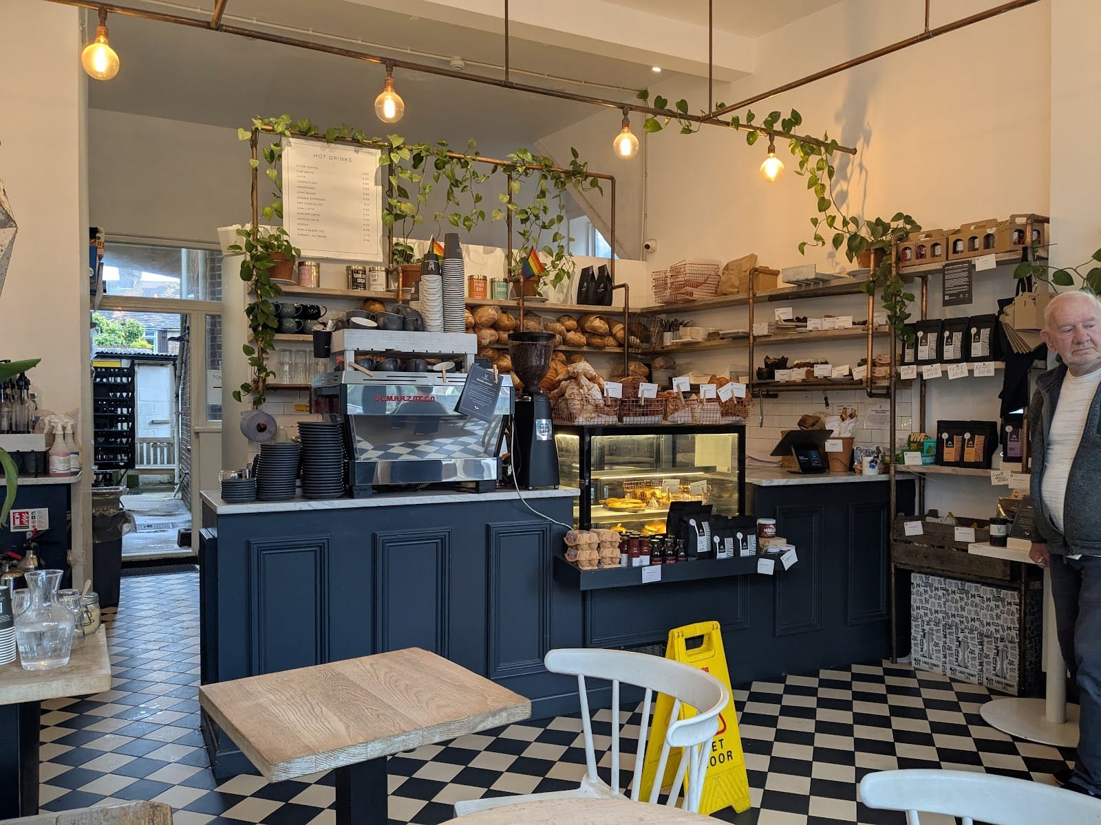 The Flour Pot Bakery - Tarring