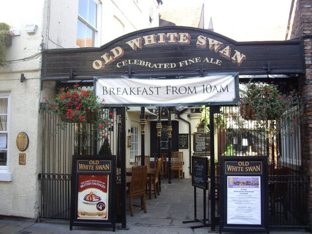 Vermilion Café-Restaurant & Bar photo 4