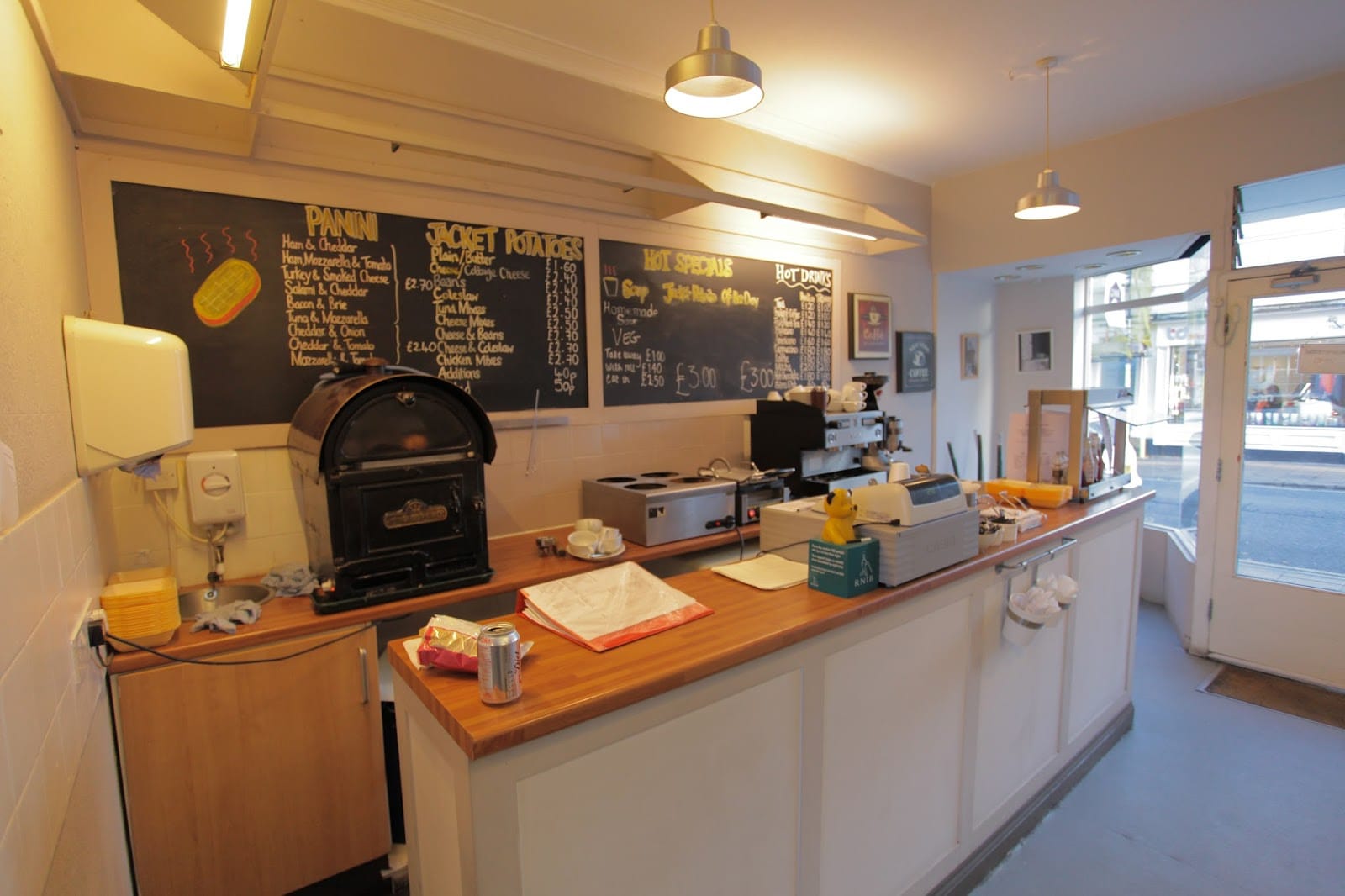 No 84 Deli & Cafe