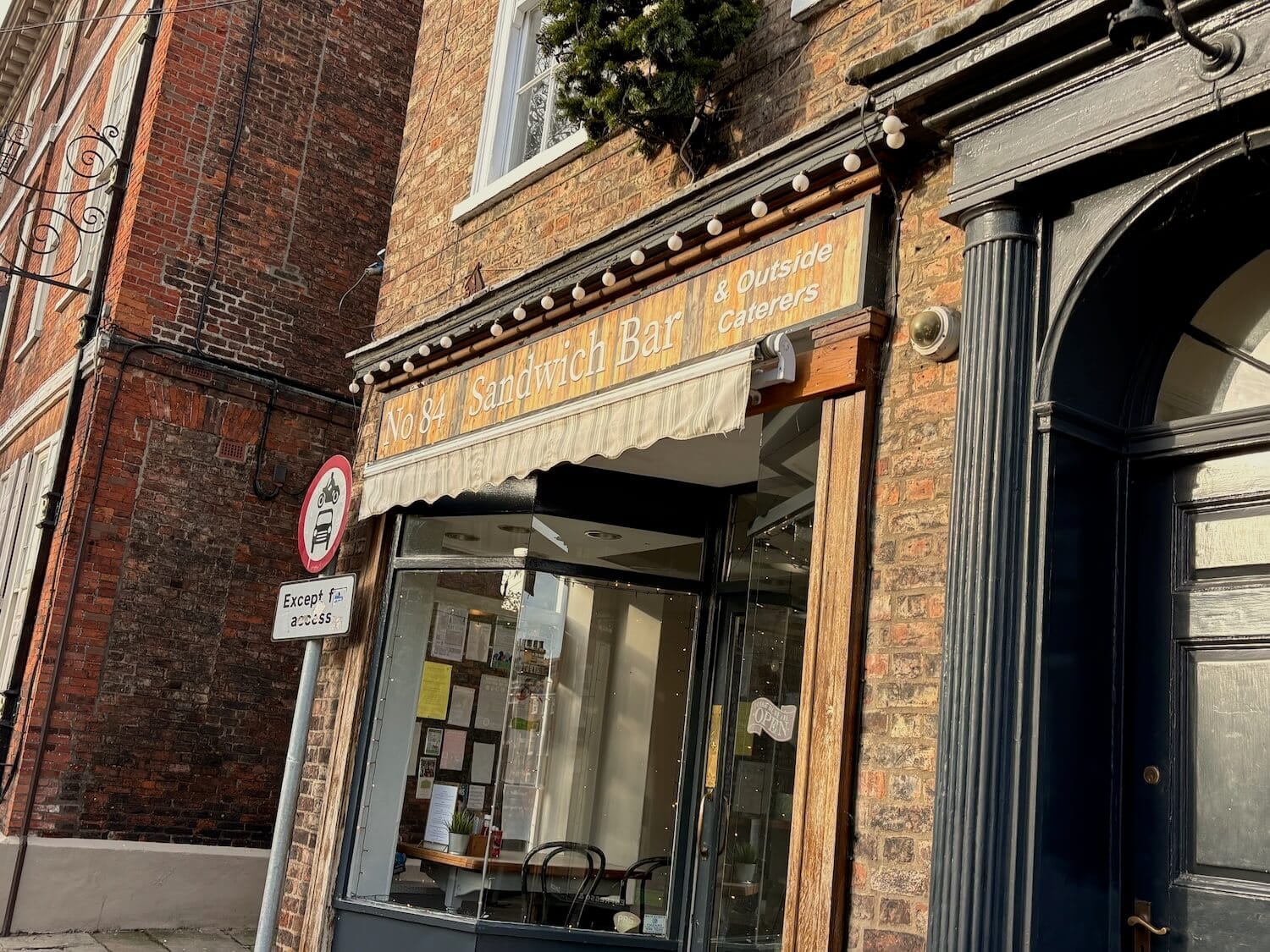 No 84 Deli & Cafe photo 2