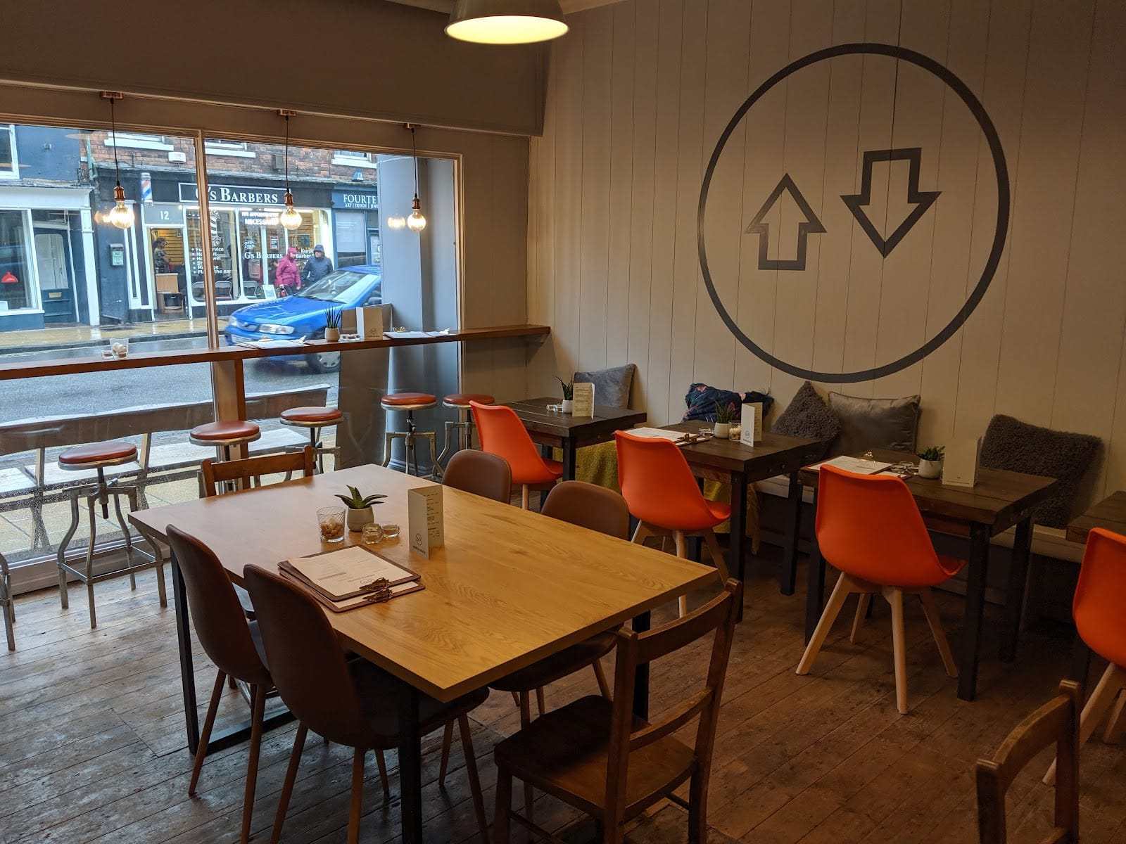 North South - Cafe & Bar