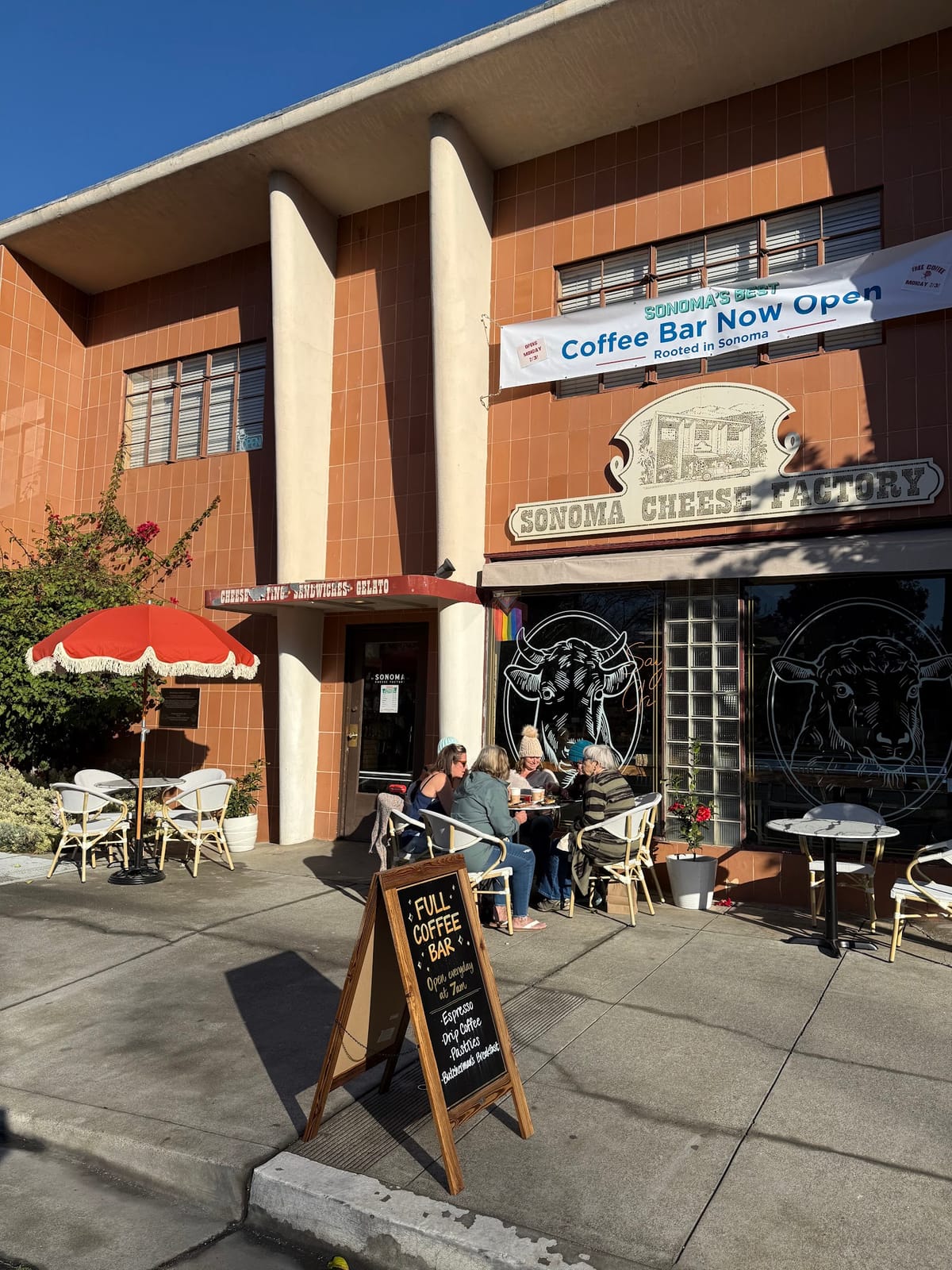 Sonoma's Best Coffee Shop On The Plaza