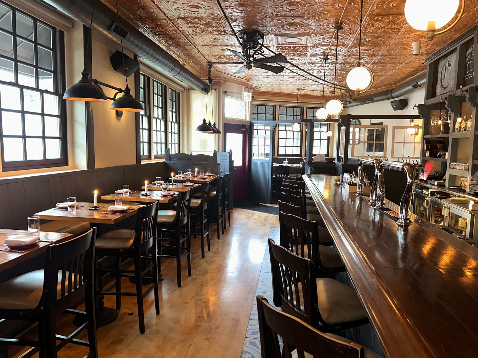 Cobblestone Cafe & Bistro photo 2