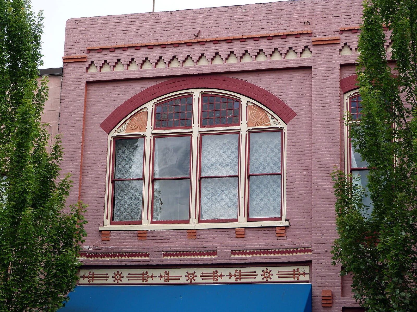 House of Glory photo 2