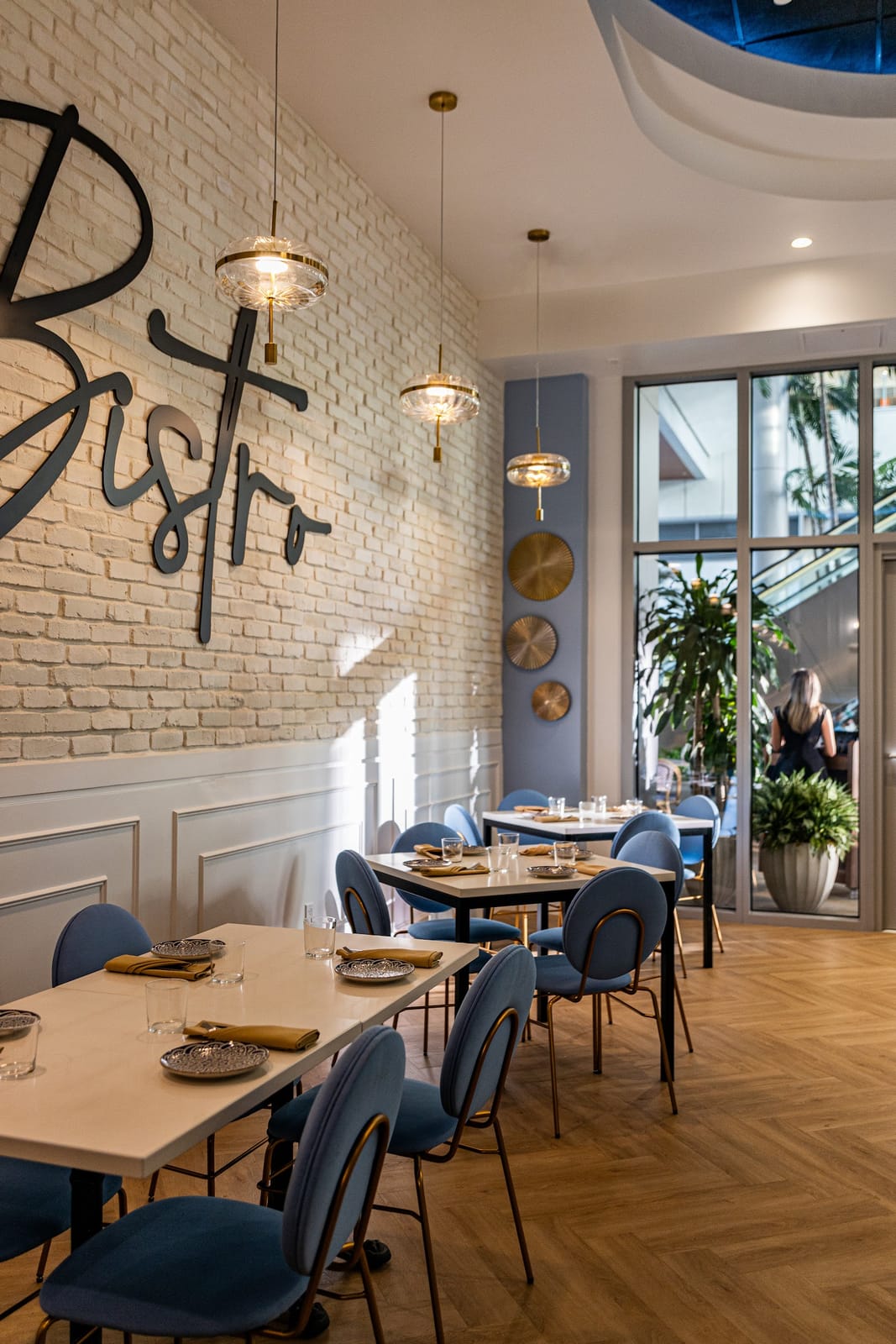 Le Bistro