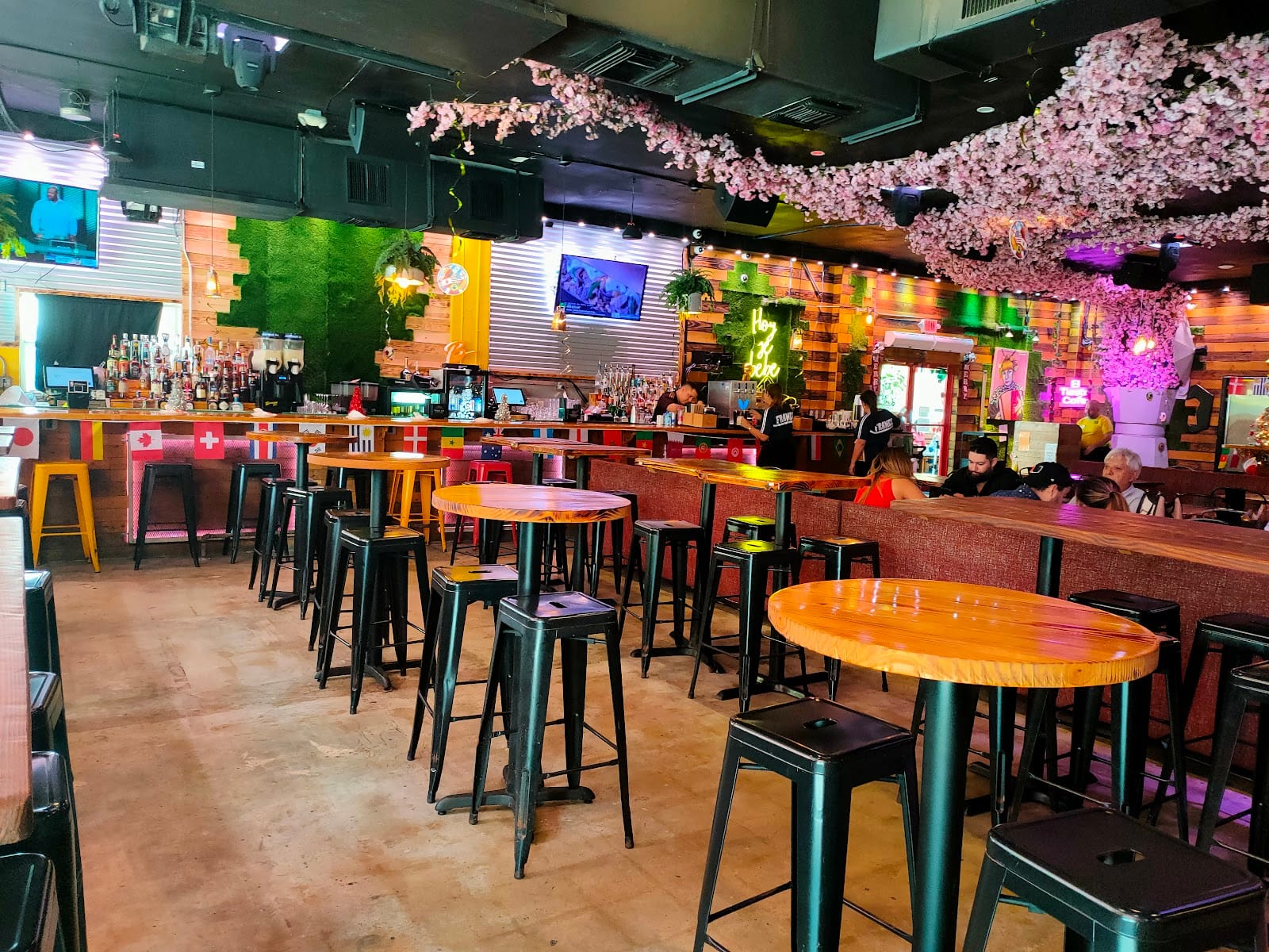 El Tiesto Cafe Miami