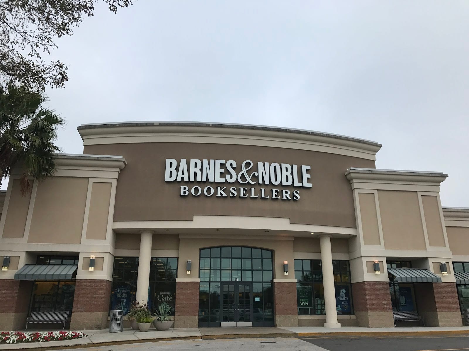Barnes & Noble