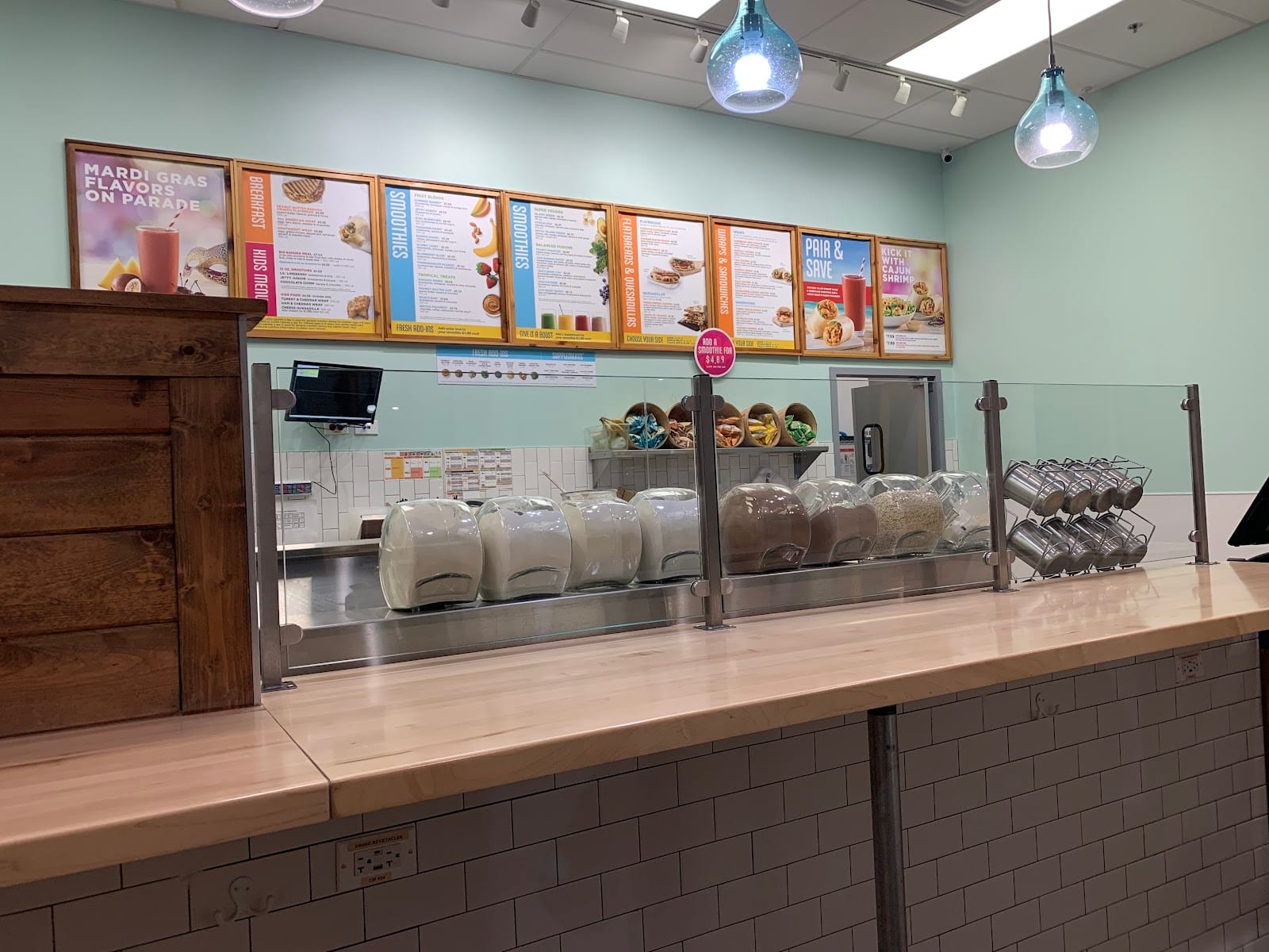 Tropical Smoothie Cafe