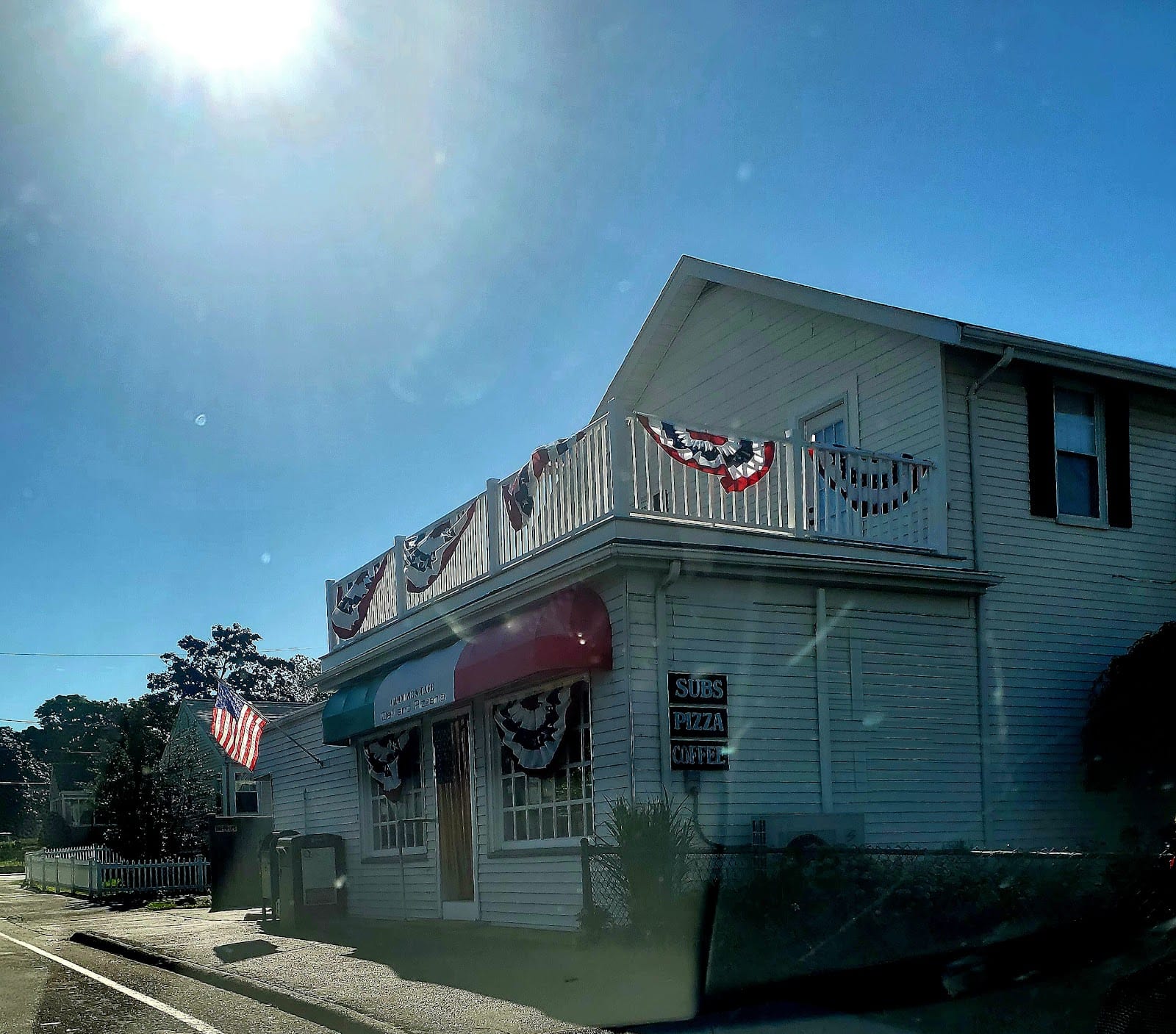 Carmine's Cafe
