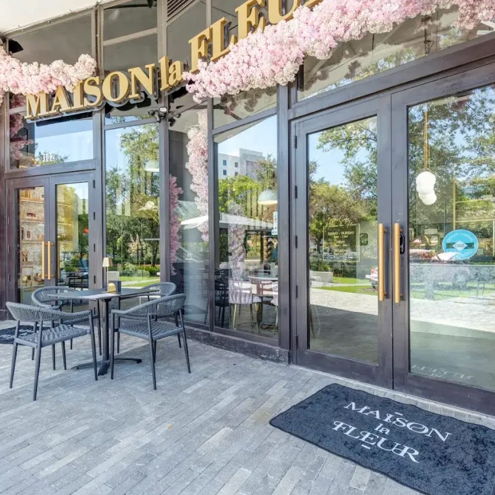 The Cafe Maison la Fleur photo 4
